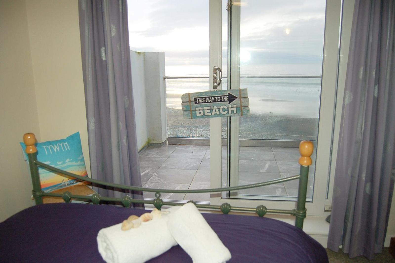 Seagull Beach House Tywyn Buitenkant foto